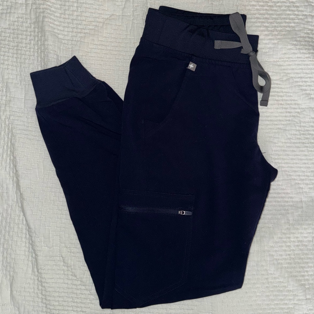 FIGS Zamora Jogger Scrub Pant